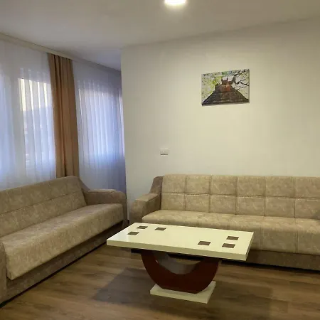 Vila Centar Mb *